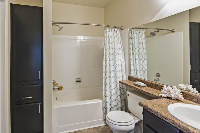 Pointe At Chapel Hill Apartments